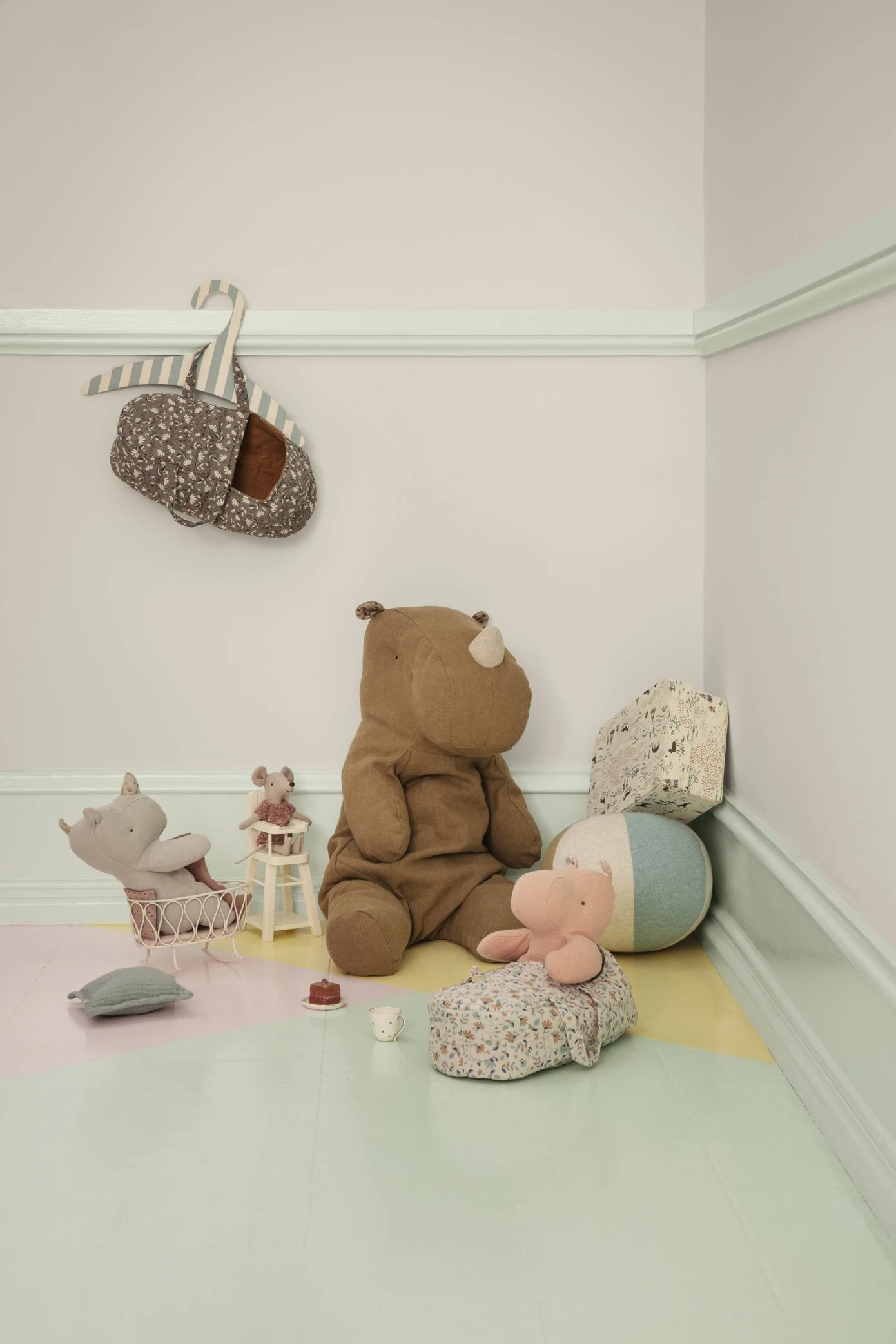 Maileg Safari Friends Small Hippo Lime Yellow 1 Maileg Safari Friends Small Hippo Lime Yellow