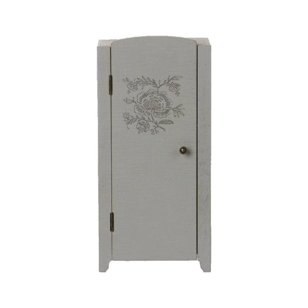 Maileg Vintage Closet With Shelves - Grey-mint 2 Maileg Vintage Closet With Shelves - Grey-mint