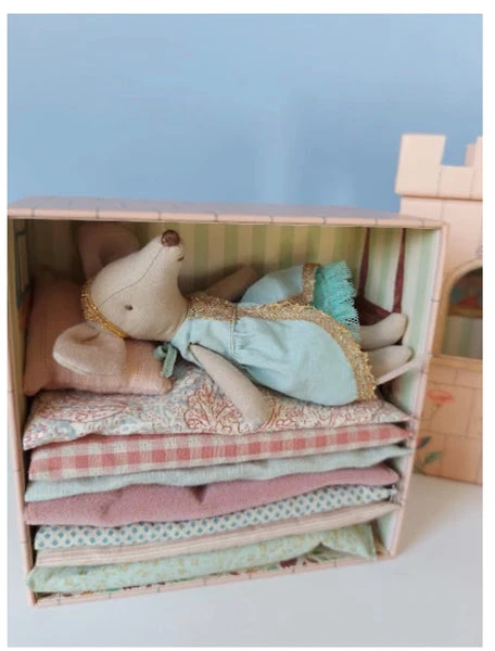 Maileg Big Sister Mouse Princess And The Pea 3 Maileg Big Sister Mouse Princess And The Pea