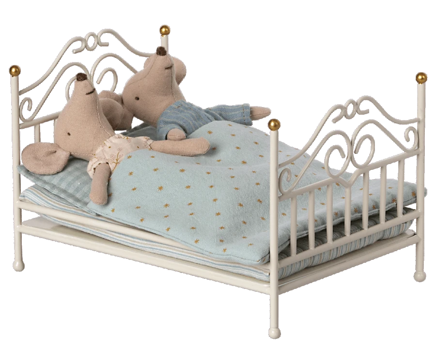 Maileg Letto Vintage Micro Bianco 1 Maileg Letto Vintage Micro Bianco