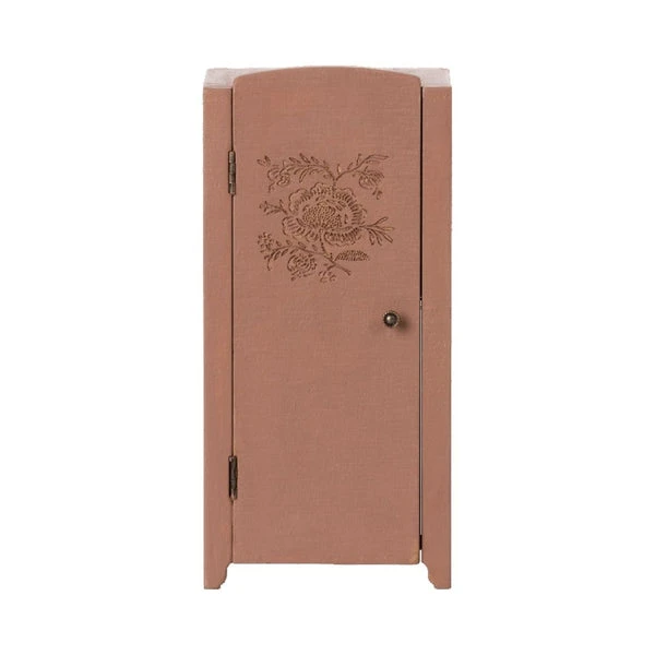 Maileg Vintage Closet With Shelves - Dusty Rose 1 Maileg Vintage Closet With Shelves - Dusty Rose