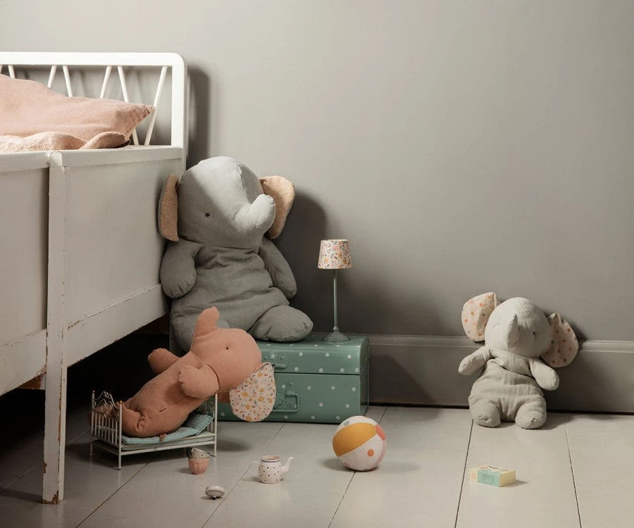 Maileg Medium Grey Elephant, Safari Friends 2 Maileg Medium Grey Elephant, Safari Friends