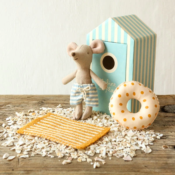 Maileg Beach Mice - Little Brother In Cabin De Plage Toy 4 Maileg Beach Mice - Little Brother In Cabin De Plage Toy