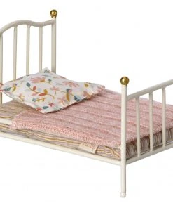Maileg Vintage Bed Mouse Off White