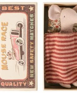 Maileg Ratoncita en Caja de Cerillas - Hermana Mayor