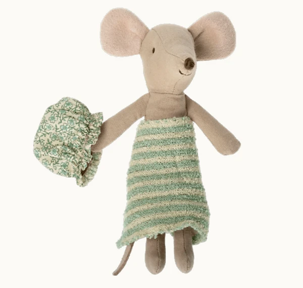 Maileg Wellness Mouse, Big Sister 3 Maileg Wellness Mouse, Big Sister