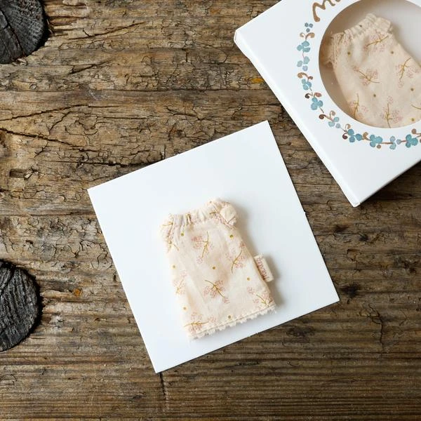 Maileg Nightgown For Little Sister Mileg Mouse 1 Maileg Nightgown For Little Sister Mileg Mouse