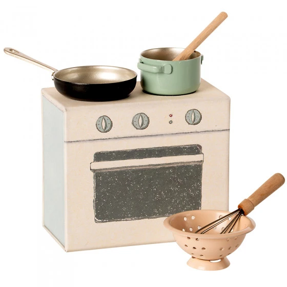 Maileg Cooking Set in Matchbox 1 Maileg Cooking Set in Matchbox