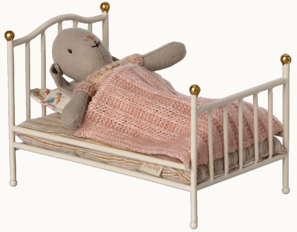 Maileg Vintage Bed 2 Maileg Vintage Bed