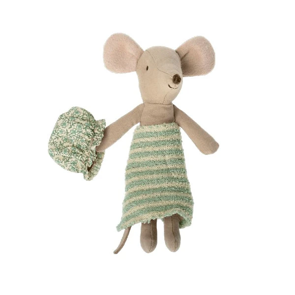 Maileg Wellness Mouse, Big Sister 2 Maileg Wellness Mouse, Big Sister