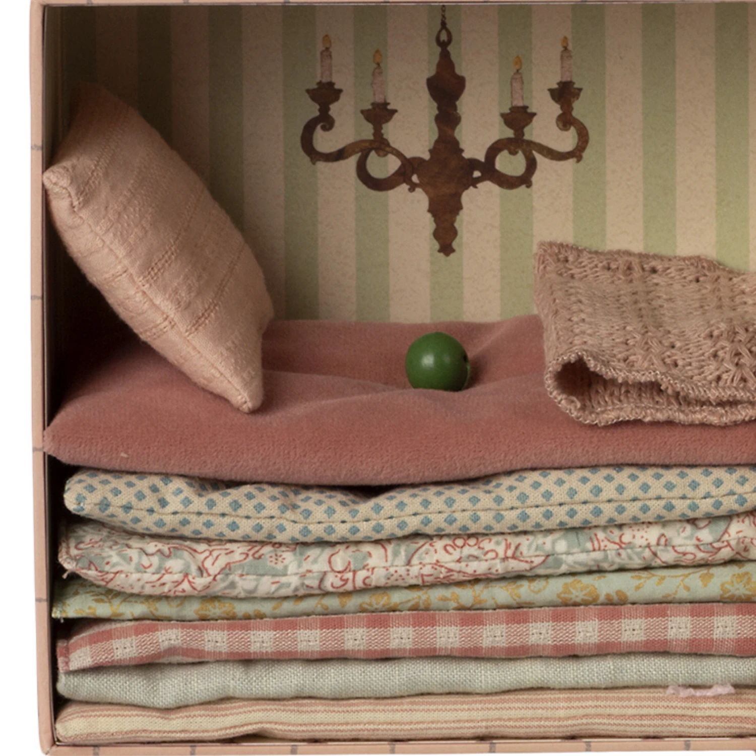 Maileg Princess and The Pea Big Sister Mouse 7 Maileg Princess and The Pea Big Sister Mouse