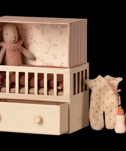 Maileg Baby Room with Micro Bunny