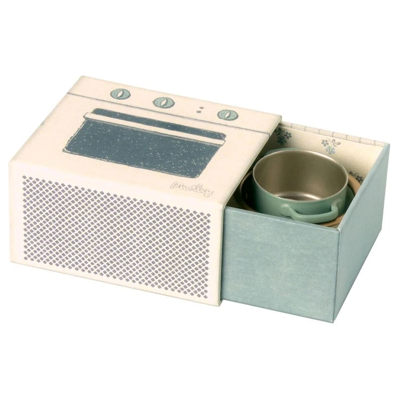 Maileg Cooking Set in Matchbox 5 Maileg Cooking Set in Matchbox