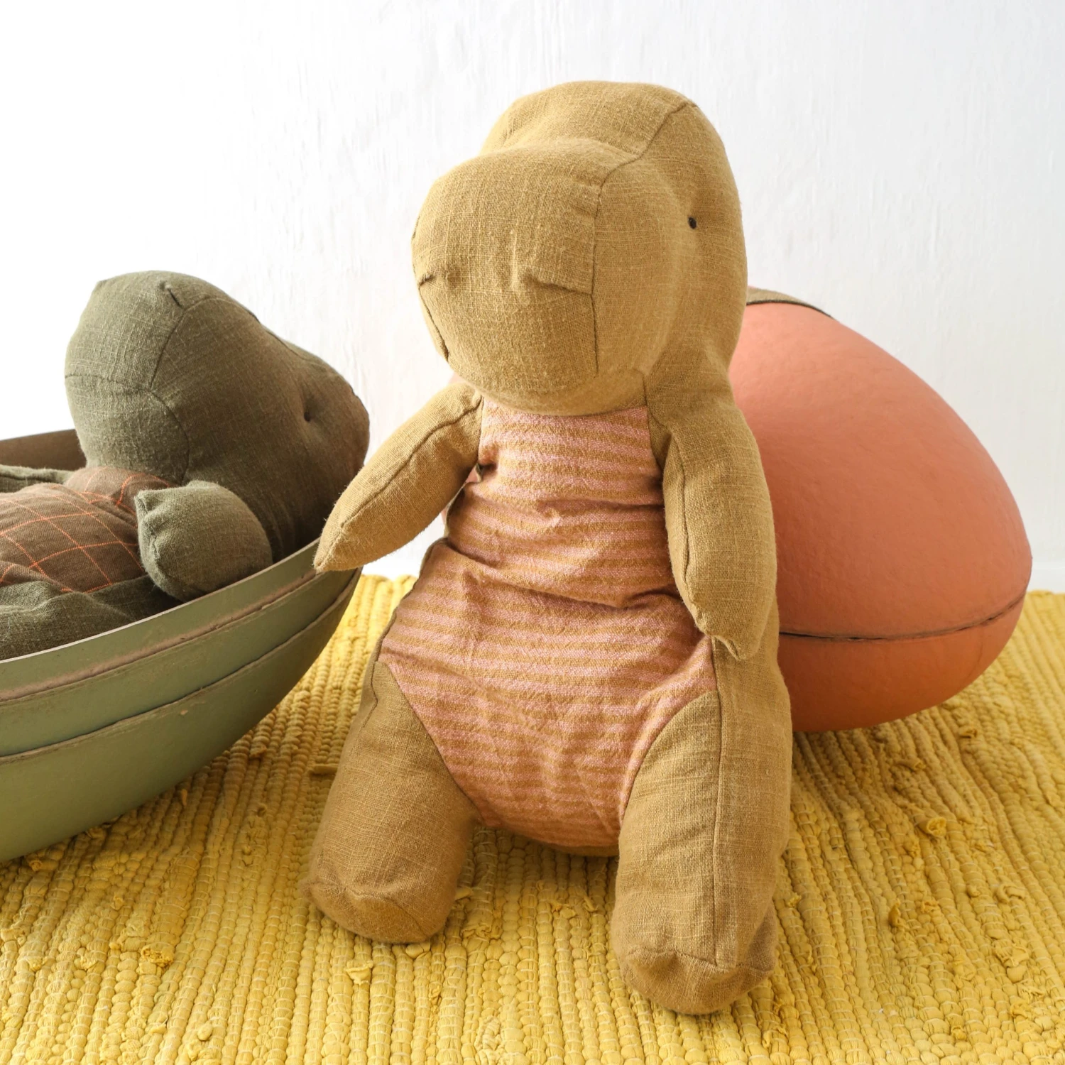 Maileg Dinosaur 'gantosaurus' In Egg Toy - Medium 5 Maileg Dinosaur 'gantosaurus' In Egg Toy - Medium