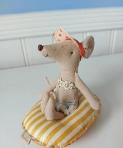 Maileg Bote De Goma Amarillo Para Ratón Pequeño 7 Maileg Bote De Goma Amarillo Para Ratón Pequeño