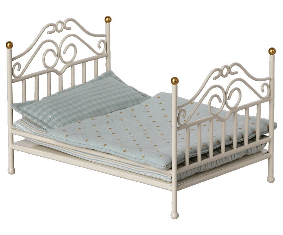 Maileg Lit vintage Micro Blanc cassé 1 Maileg Lit vintage Micro Blanc cassé