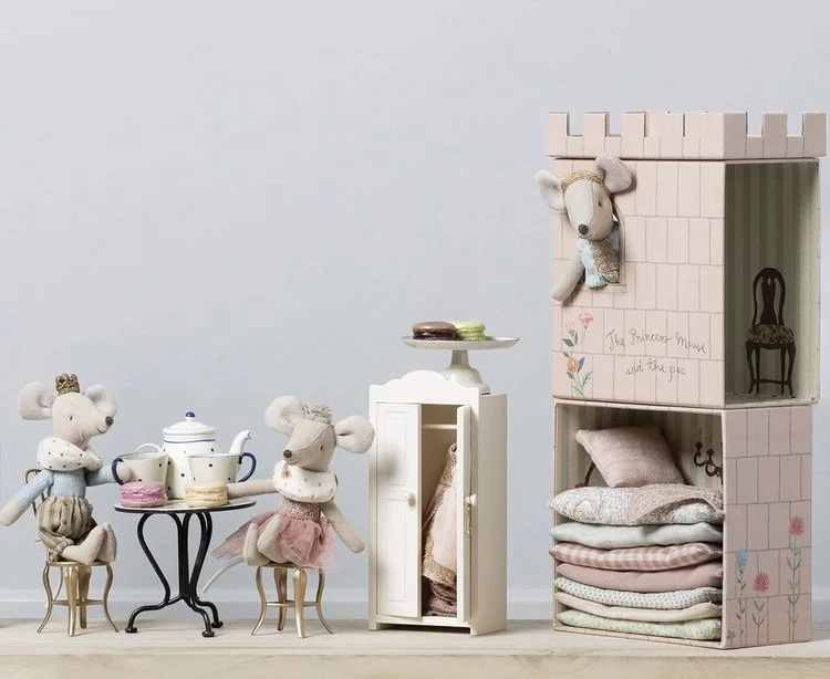 Maileg Princess and The Pea Big Sister Mouse 9 Maileg Princess and The Pea Big Sister Mouse