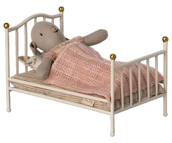 Maileg Lit Vintage blanc 1 Maileg Lit Vintage blanc